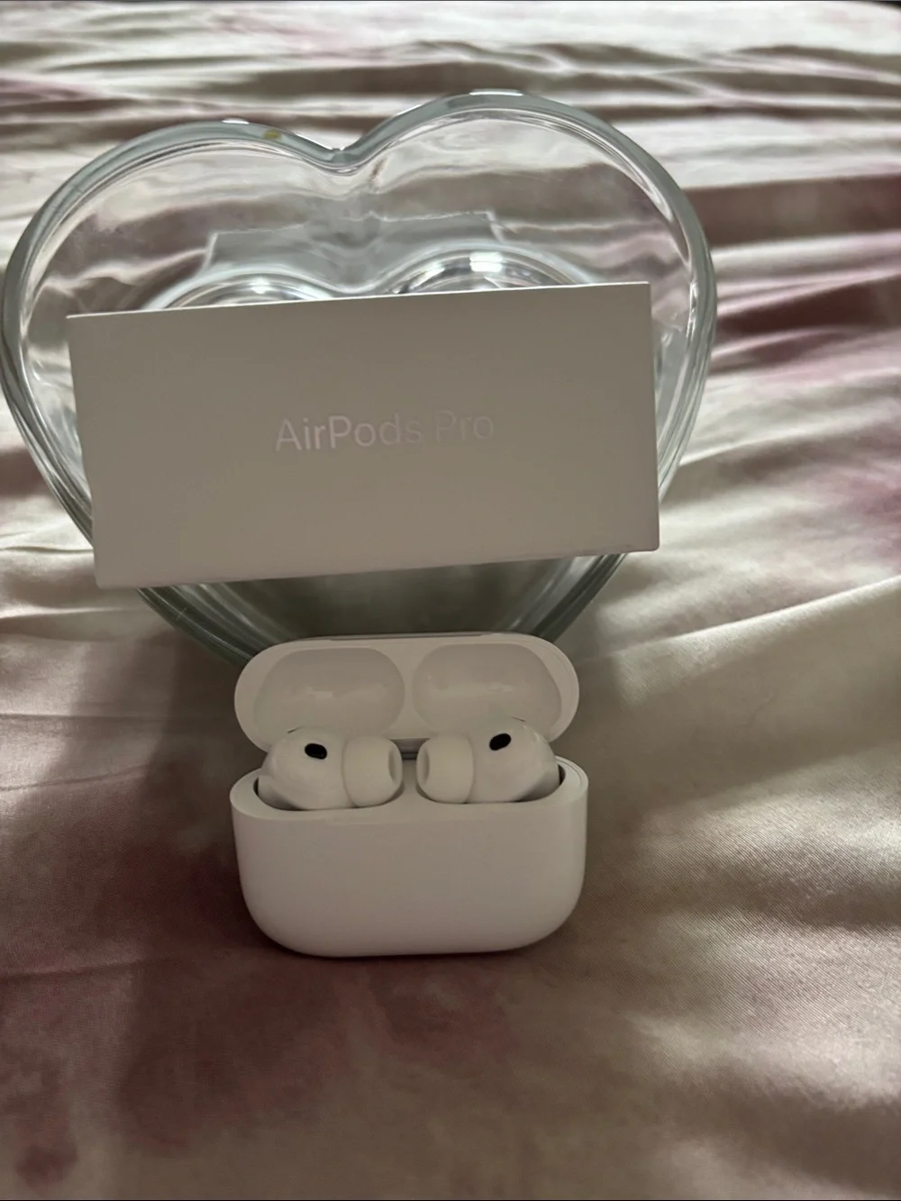 Apple White AirPods Pro Earbuds with Charging Case